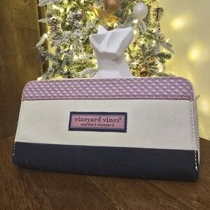 Vineyard Vines Martha' Vineyard Pink Navy Cream Whale Wallet Checkered Interior